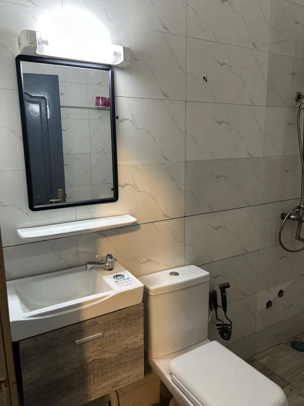 Chambre standard — Chez Géro, Fidjrossè Cotonou