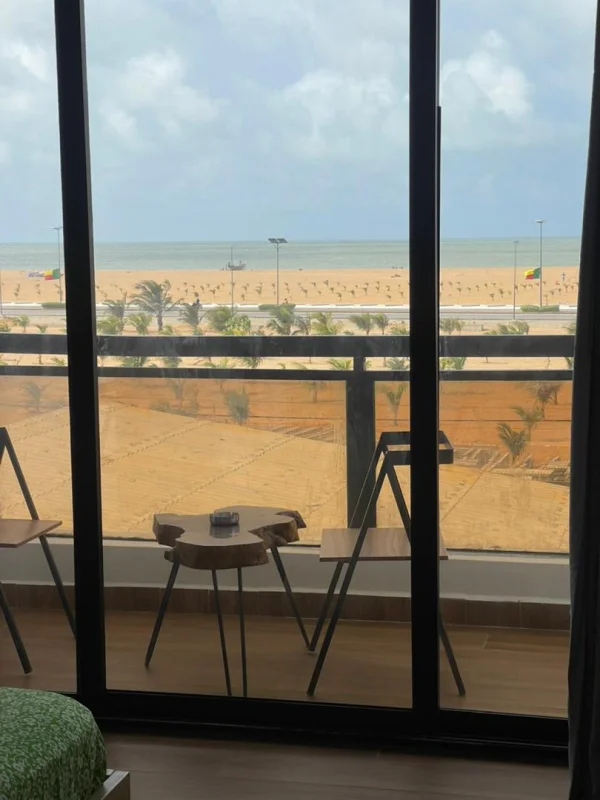 Appart 2 Chambres Salon Vue Océan — Chez Géro, Fidjrossè Cotonou