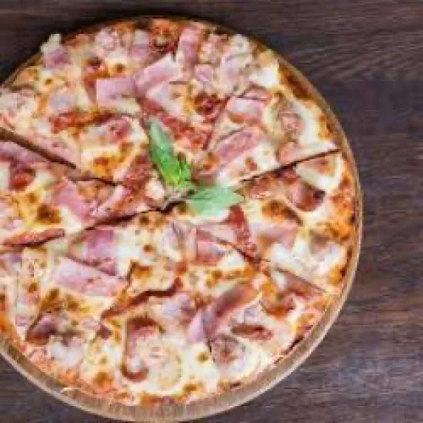 PIZZA JAMBON - FROMAGE // HAM & CHEESE PIZZA